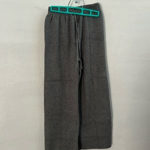Paper cram flare capris